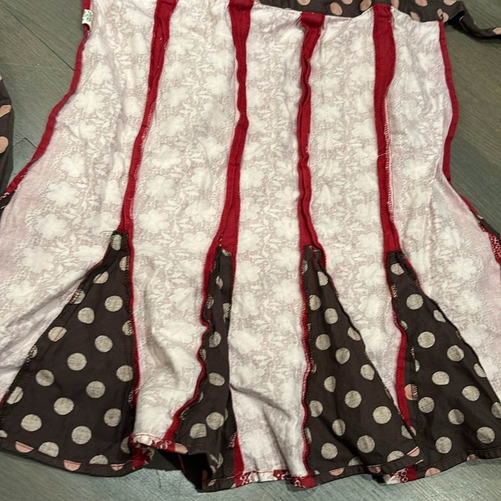 Two Colorful Aprons - Picture 3 of 4